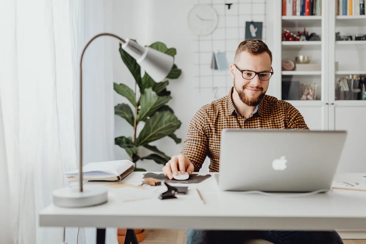 Running a business from home without breaking a rule